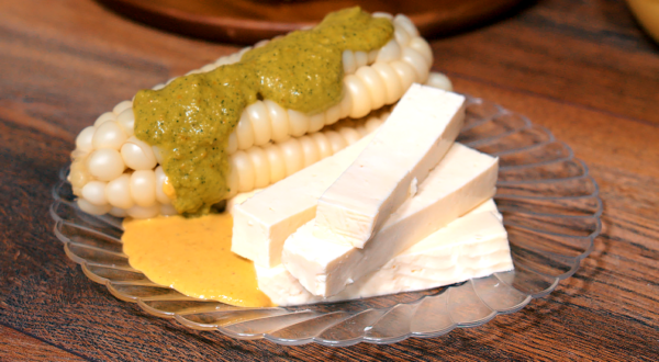 64417cf881b8cb4cb36c0c57 Choclo con Queso
